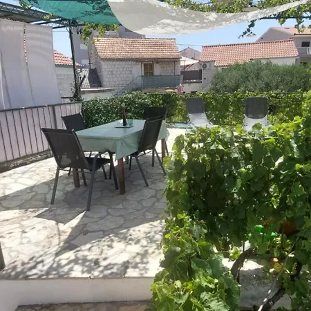Sfinga Apartment